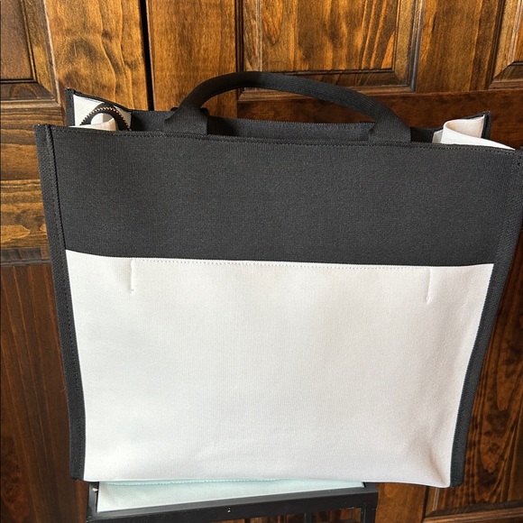 New Kate Spade Black and White Tote - Picture 6 of 11